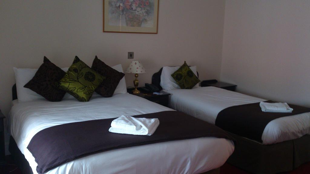 Munster Arms Hotel Bandon Room photo